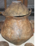 Conjunt ceràmic funerari, Urna funerària